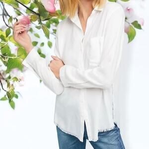 cloth & stone White Button-Up Long Sleeve Blouse